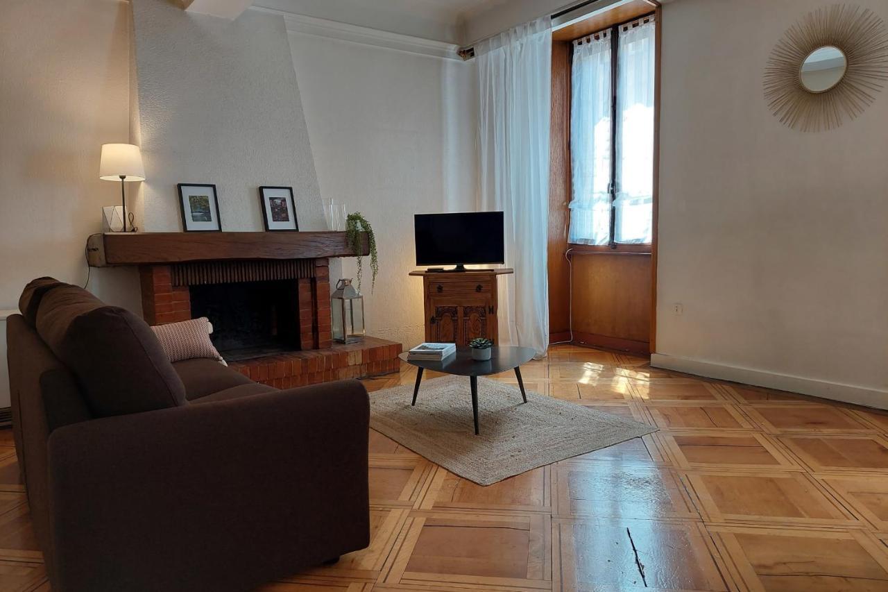 Le Vintage - Appartement En Plein Coeur De La Vieille Ville Annecy Exterior foto